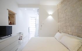 Dimora Il Torrino Al Porto - Apartment & Room